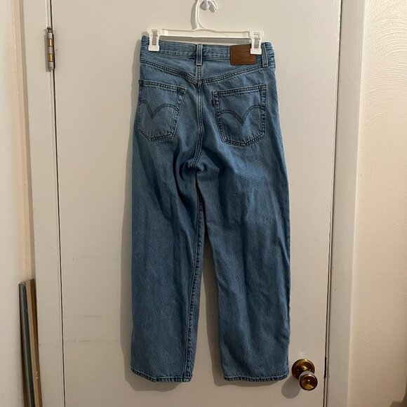 Levi's High Waist Ribcage Straight Ankle Jeans - Picture 3 of 6